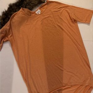 LuLaRoe Women's Orange Short Sleeve Tee